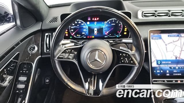 Mercedes-Benz S-Class 2021 — ფოტო 14/20