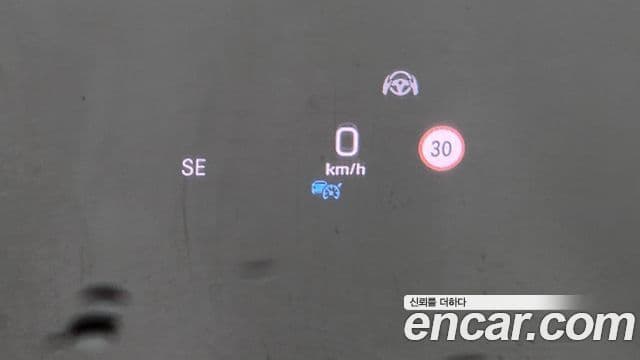 Mercedes-Benz E-Class 2018 — ფოტო 17/20
