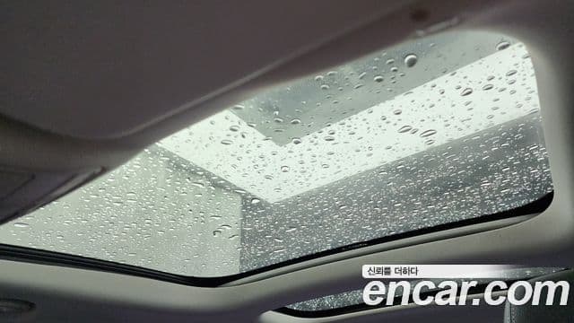 Mercedes-Benz E-Class 2018 — ფოტო 18/20