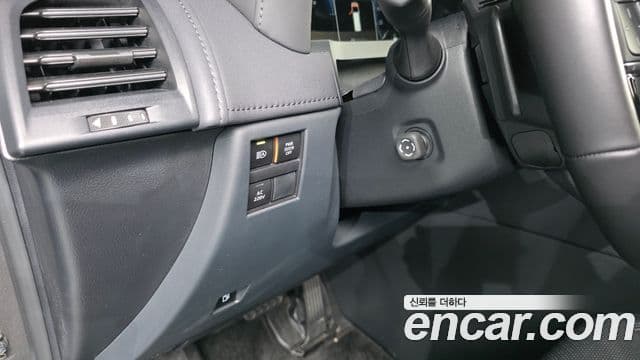 Toyota Alphard 2025 — Фото 18/20