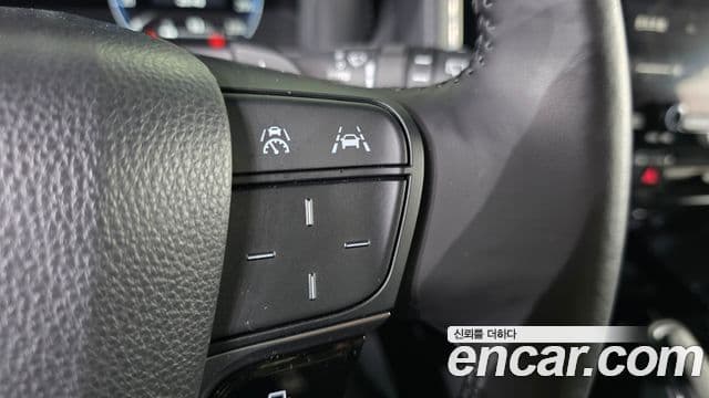 Toyota Alphard 2025 — Фото 19/20