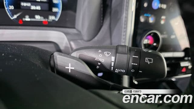 Toyota Alphard 2025 — Фото 20/20