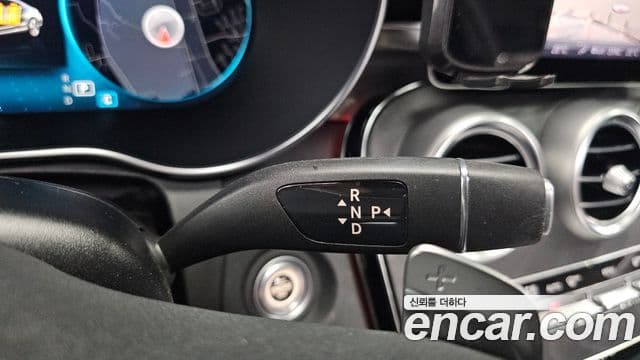 Mercedes-Benz C-Class 2021 — Photo 19/20