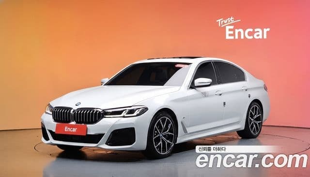 BMW 5 Series 2023 — ფოტო 1/20