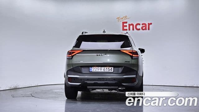 Kia Sportage 2023 — ფოტო 4/20