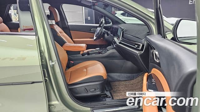 Kia Sportage 2023 — ფოტო 11/20