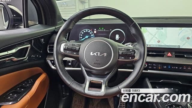 Kia Sportage 2023 — ფოტო 13/20