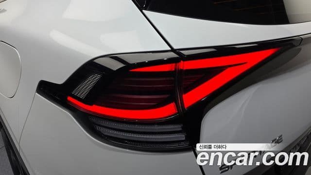 Kia Sportage 2021 — Photo 2/30