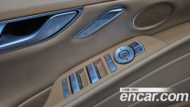 Genesis Electrified G80 2025 — Şəkil 18/20