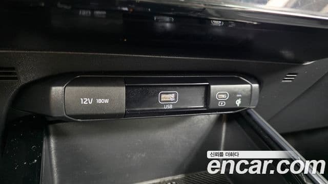 Kia Niro 2022 — Фото 15/20