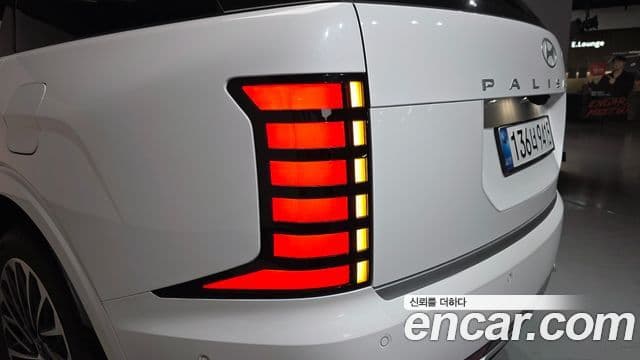 Hyundai Palisade 2025 — Photo 34/40