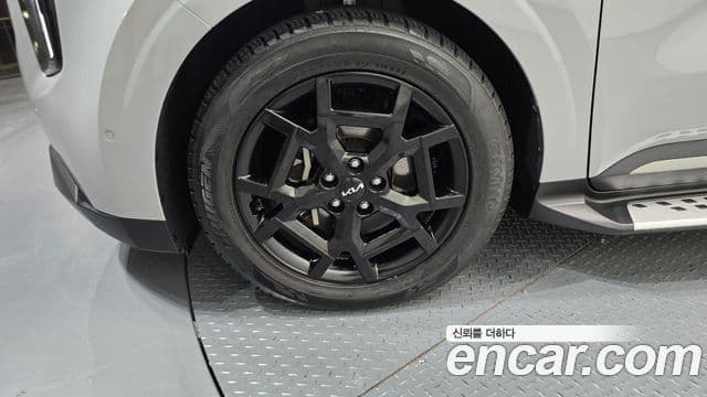 Kia Carnival 2024 — ფოტო 4/20