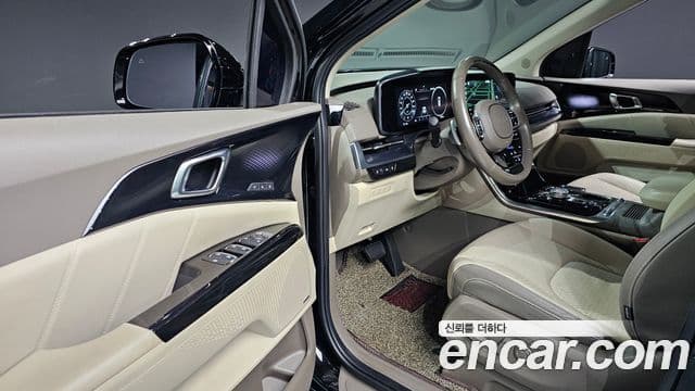 Kia Carnival 2022 — ფოტო 11/20