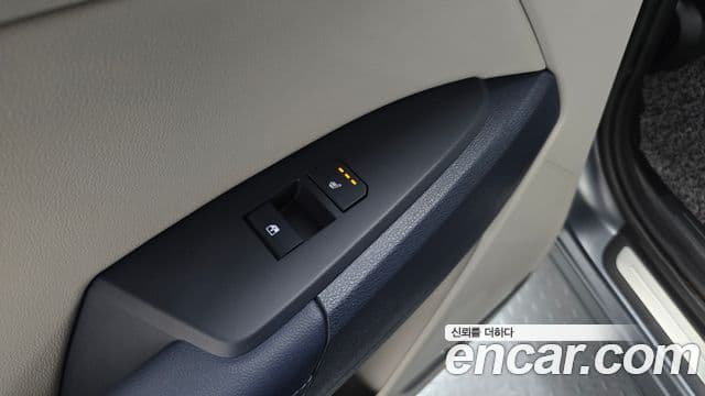 Kia Sportage 2025 — Şəkil 19/20