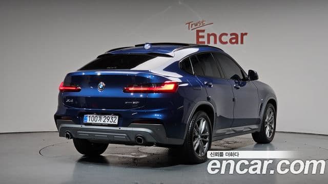 BMW X4 2021 — Фото 2/20