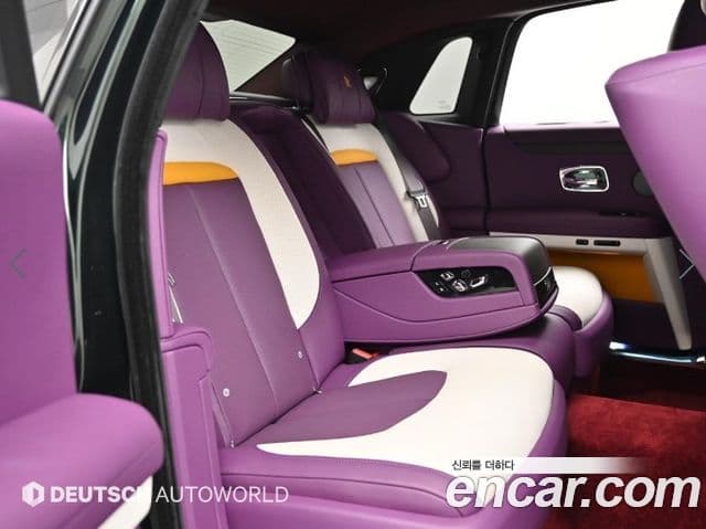 Rolls-Royce Ghost 2022 — ფოტო 12/20