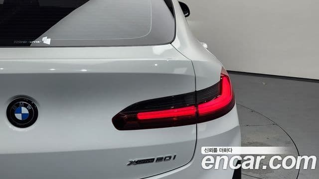 BMW X4 2024 — Photo 10/37