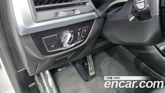 BMW X3 2022 — ფოტო 18/20