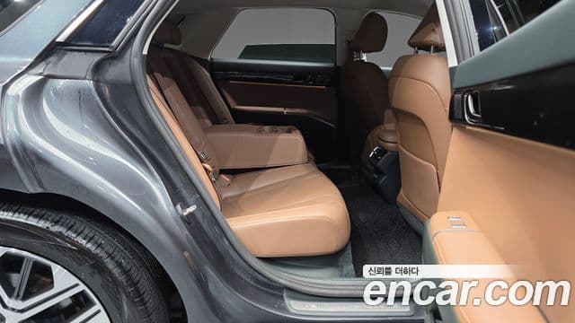 Hyundai Grandeur 2023 — Фото 12/20