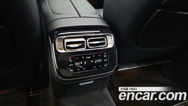 Mercedes-Benz S-Class 2021 — ფოტო 13/34