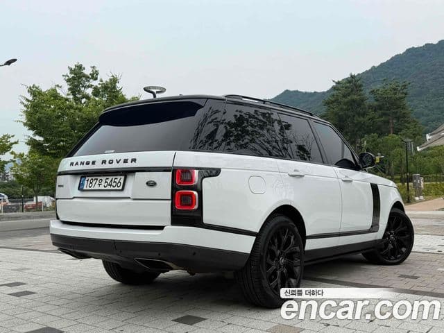 Land Rover Range Rover 2018 — Photo 11/20