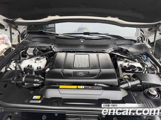 Land Rover Range Rover 2018 — Photo 9/20