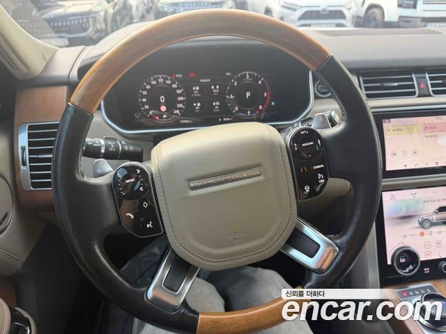 Land Rover Range Rover 2018 — Photo 5/20