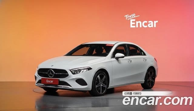Mercedes-Benz A-Class 2025 — Şəkil 1/20