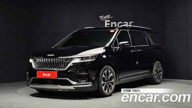 Kia Carnival 2022 — Фото 1/20
