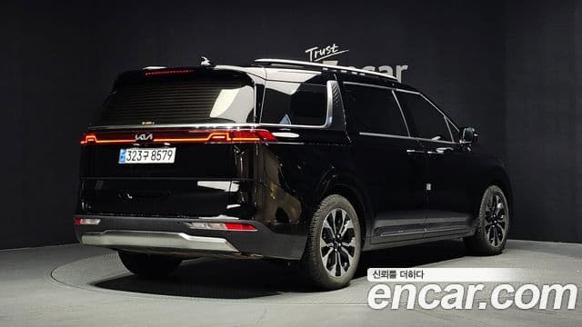 Kia Carnival 2022 — Фото 2/20