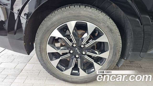 Kia Carnival 2022 — Фото 5/20