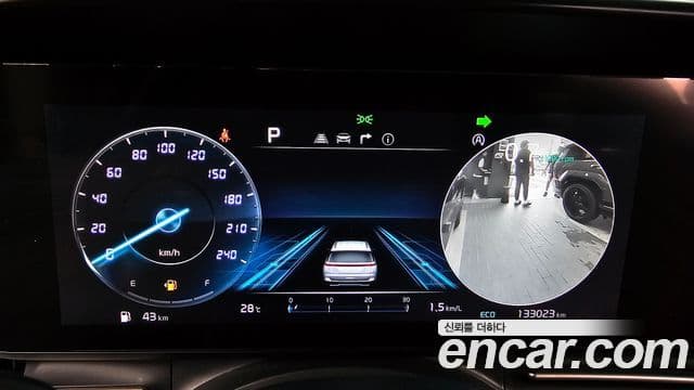 Kia Carnival 2022 — Фото 8/20