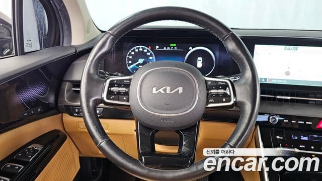 Kia Carnival 2022 — Фото 13/20