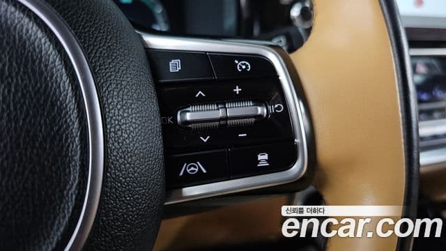 Kia Sorento 2023 — Şəkil 18/20