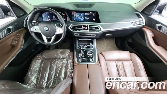 BMW X7 2021 — Фото 7/20