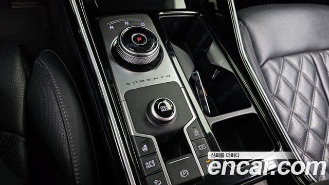Kia Sorento 2022 — ფოტო 9/20