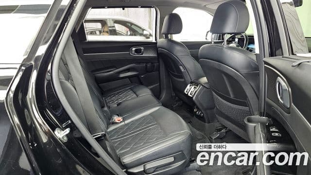 Kia Sorento 2022 — ფოტო 12/20