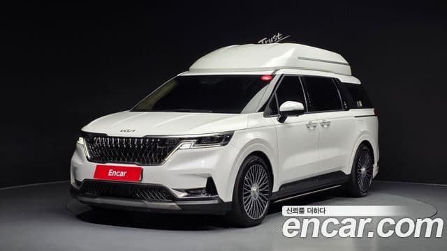 Kia Carnival 2022 — ფოტო 1/20