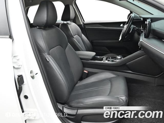 Kia K5 2020 — Şəkil 9/20