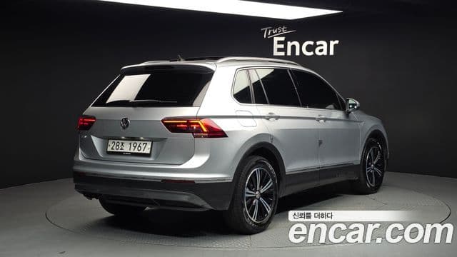 Volkswagen Tiguan 2018 — Şəkil 2/20