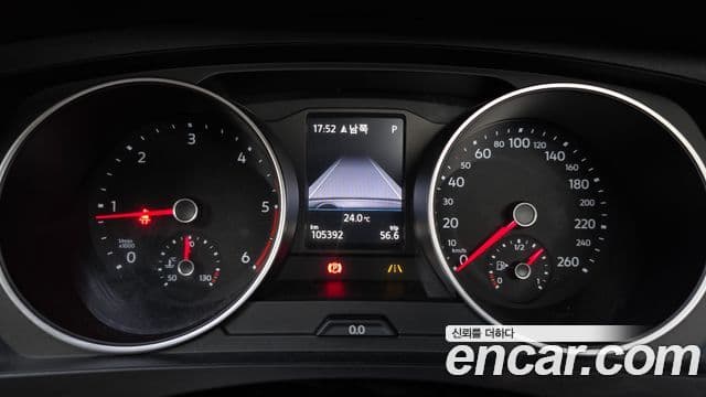 Volkswagen Tiguan 2018 — Şəkil 8/20