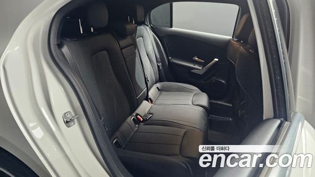 Mercedes-Benz A-Class 2023 — Фото 11/20