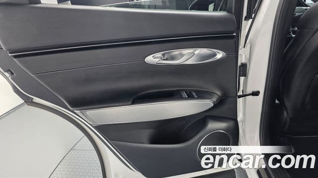 Genesis GV70 2021 — ფოტო 6/34