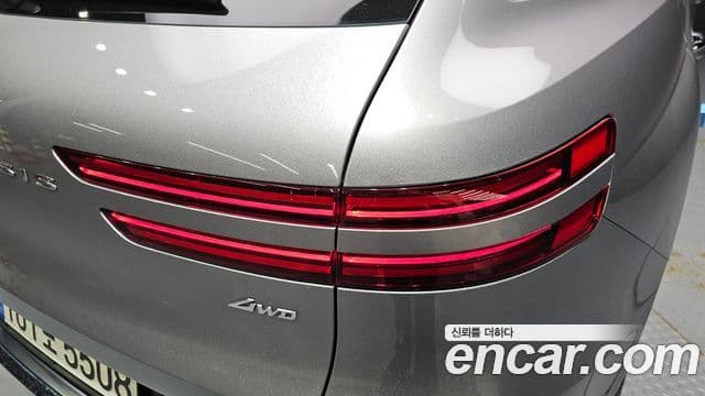 Genesis GV70 2021 — Şəkil 8/32