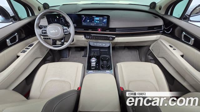 Kia Carnival 2023 — Şəkil 7/20