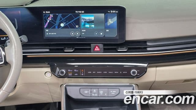 Kia Carnival 2023 — Şəkil 18/20