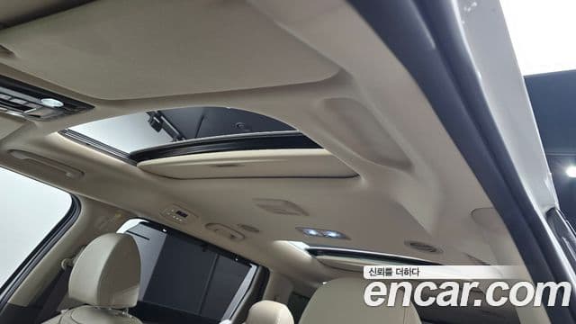 Kia Carnival 2023 — Şəkil 20/20