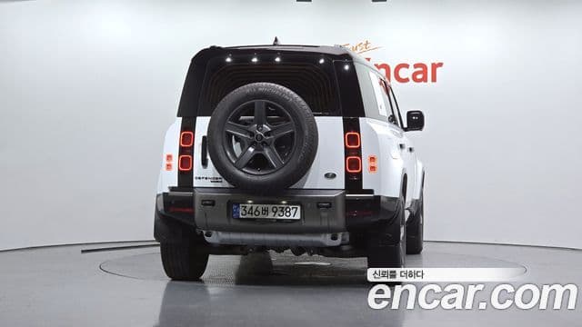 Land Rover Defender 2022 — ფოტო 4/20