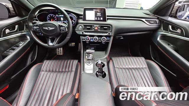 Genesis G70 2019 — ფოტო 7/20