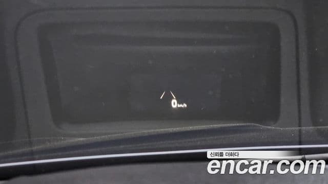 Genesis G70 2019 — ფოტო 15/20